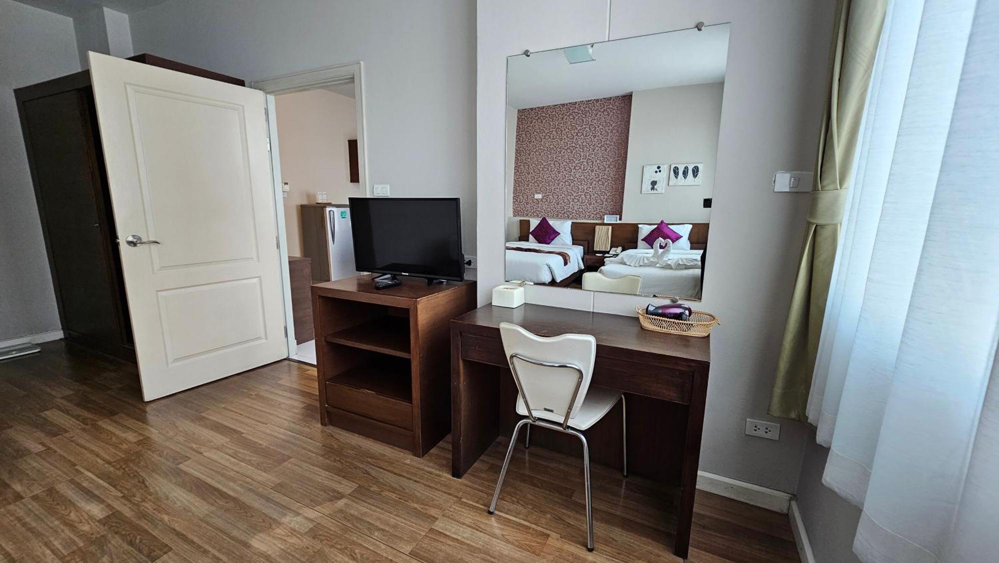 צ'יאנג מאי Baiyoke Ciao Hotel מראה חיצוני תמונה
