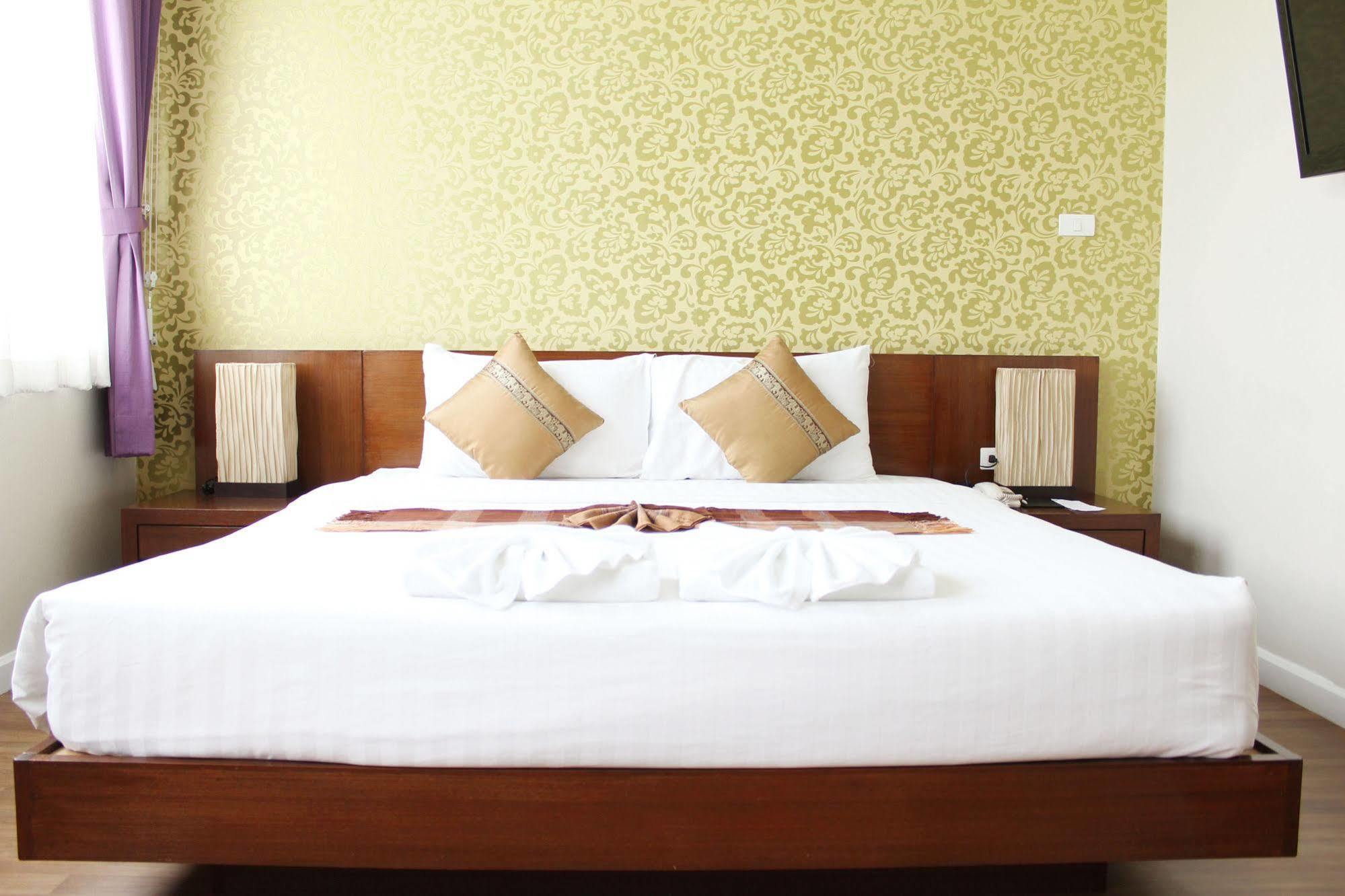 צ'יאנג מאי Baiyoke Ciao Hotel מראה חיצוני תמונה