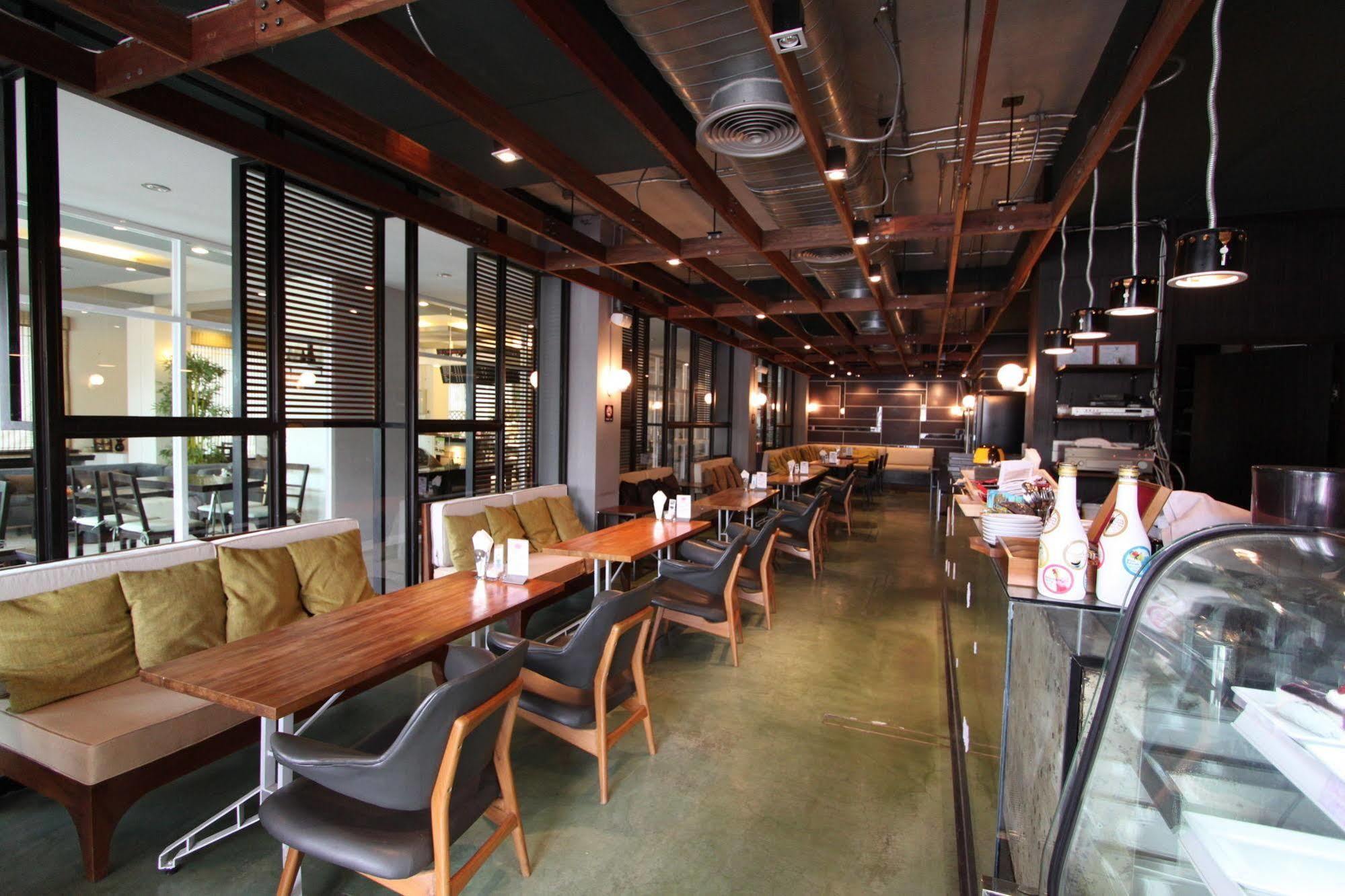 צ'יאנג מאי Baiyoke Ciao Hotel מראה חיצוני תמונה