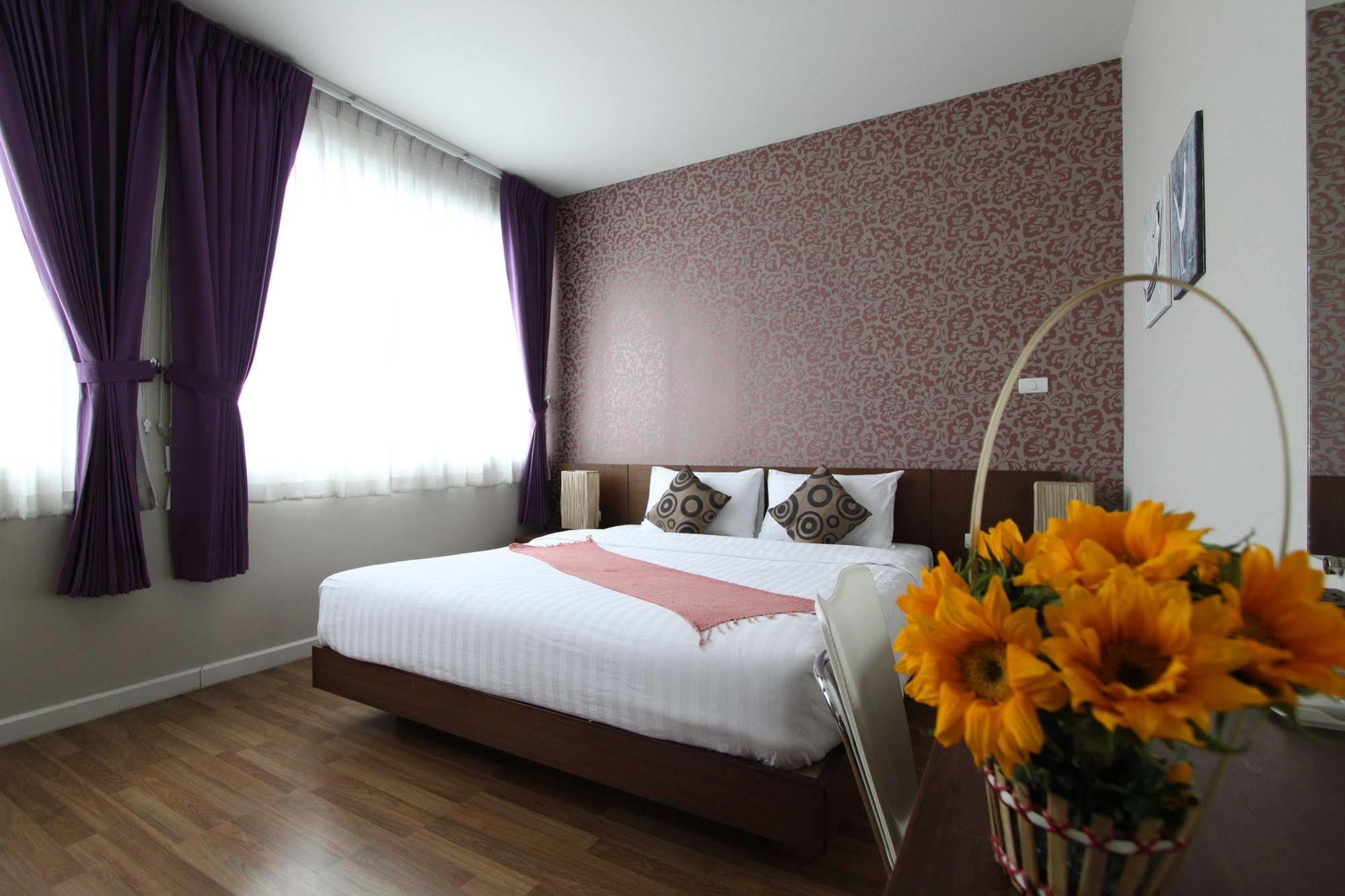 צ'יאנג מאי Baiyoke Ciao Hotel מראה חיצוני תמונה